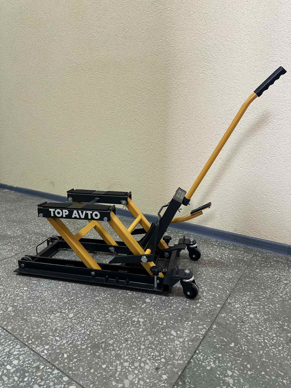 Подъемник гидравлический для мотоциклов T61001