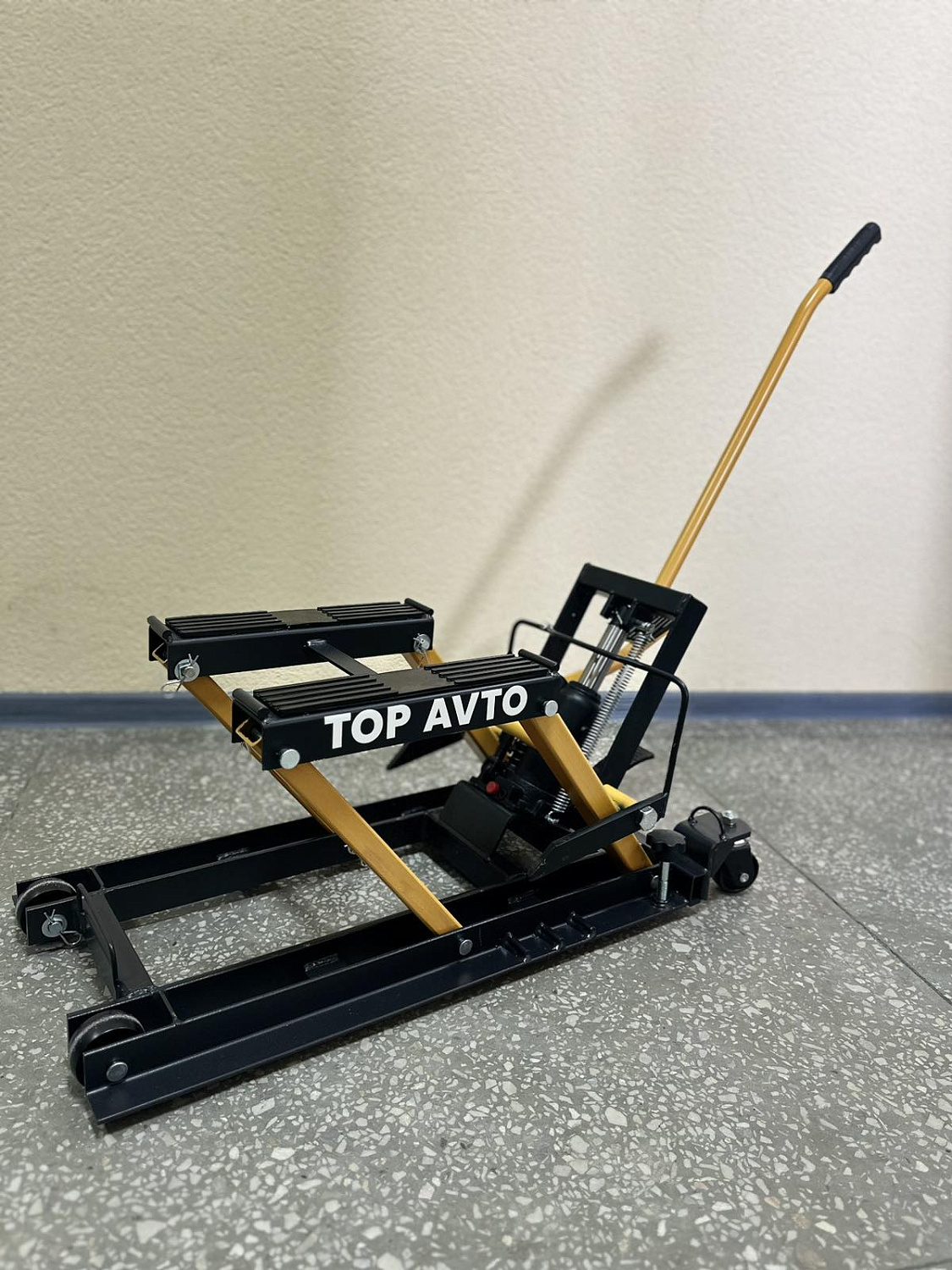 Подъемник гидравлический для мотоциклов T61001